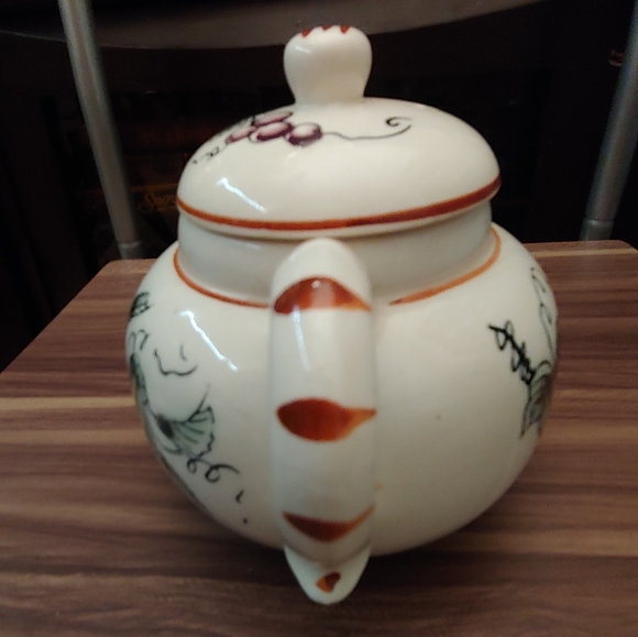 NASCO TEA POT w/grapes - Picture 4 of 5